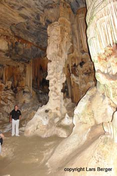 Kangoo Caves6